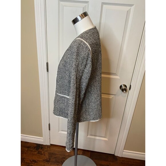 St. John Black White Wool Herringbone Jacket, Size 10 - Picture 3 of 5